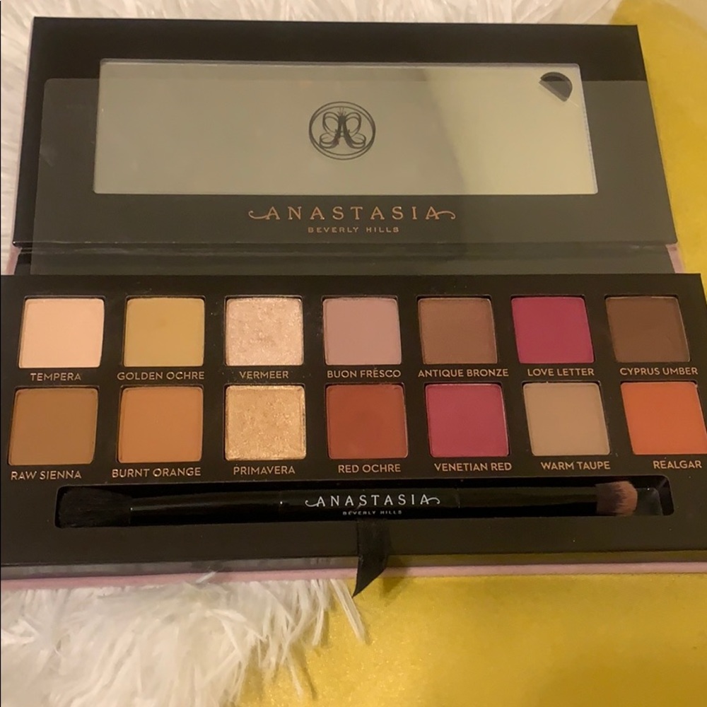 Modern Renaissance Anastasia Beverly Hills